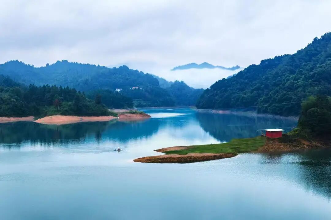 湖南真美·一周精选 ㉗丨一城秋色,半城花开