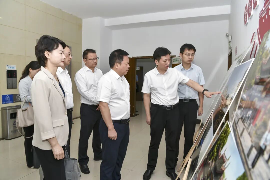 贺辉调研永定区经济社会发展情况