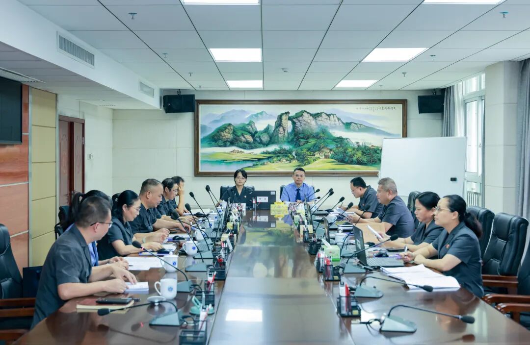 张家界中院邀请市检察院检察长列席审判委员会会议