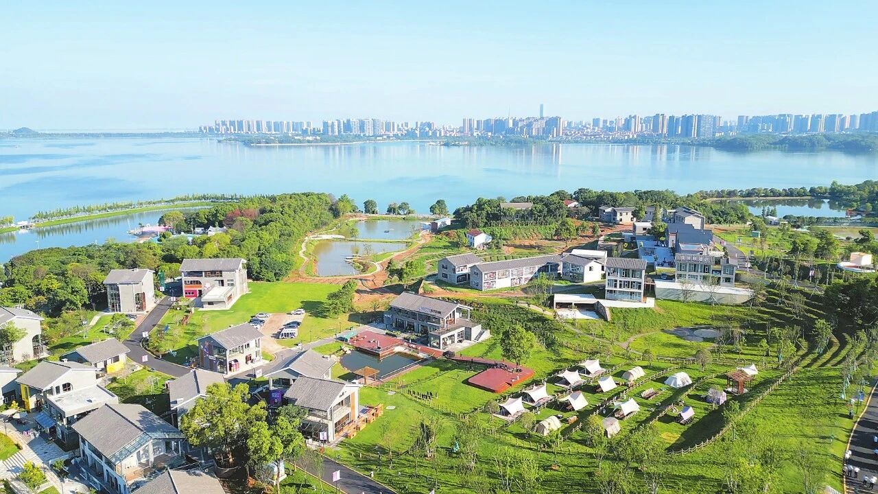 喜迎党代会 岳阳这五年｜李白来打过卡，还留了诗！岳阳12万人住在这个国家级度假区