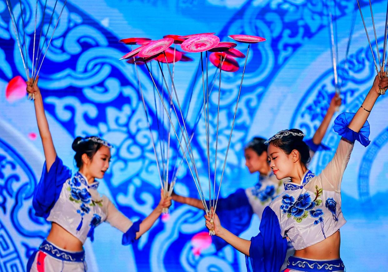 北京到底有谁在啊?看天桥绝活儿艺人给您“露一手”!
