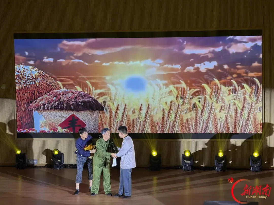 “政企校” 跨界廉洁教育课开讲 中铁五局原创舞台剧走进湖南省直青年课堂