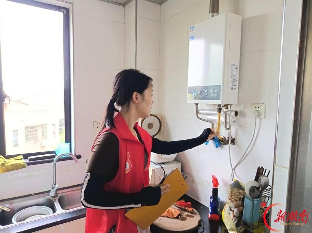 长沙斑马湖社区:网格巡查全覆盖 敲门服务暖万家