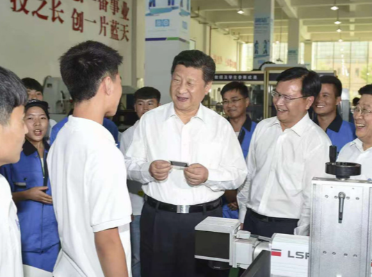 时政镜距离｜殷殷嘱托指引技能成才路