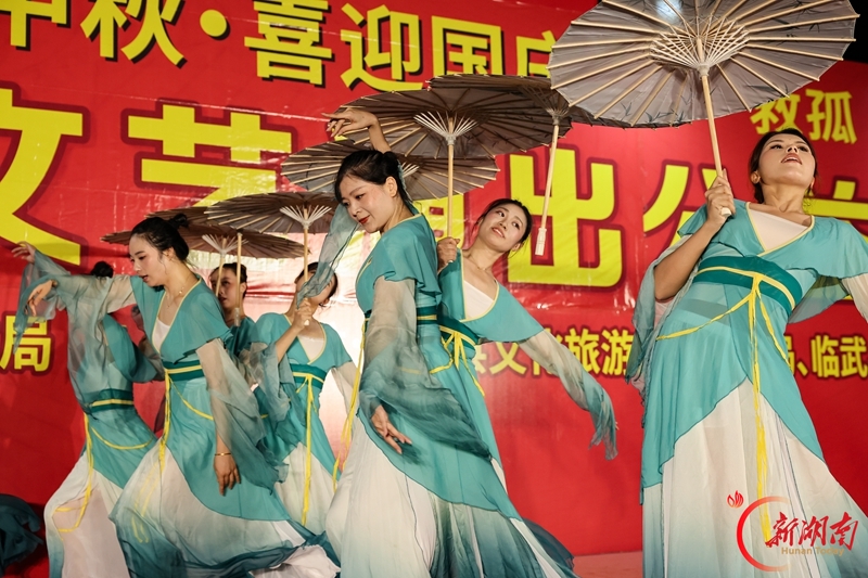 图集|多彩活动迎国庆