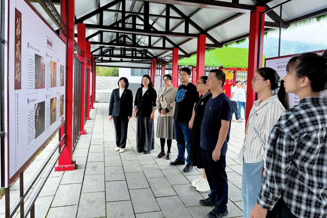 张家界中院开展烈士纪念日主题教育