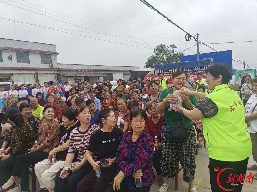 湘潭县市场监督管理局：文艺搭台话食安 科普唱戏护双节