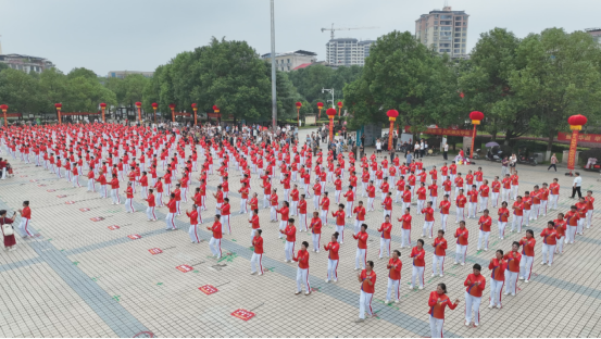 祁阳:多彩活动迎国庆 浓浓深情颂祖国