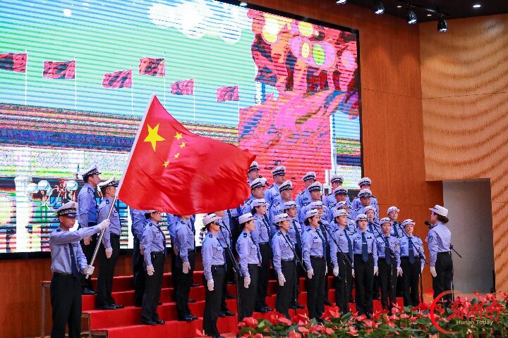 高唱警歌铸忠诚 凝心聚力担使命——祁阳公安举行迎国庆歌咏比赛