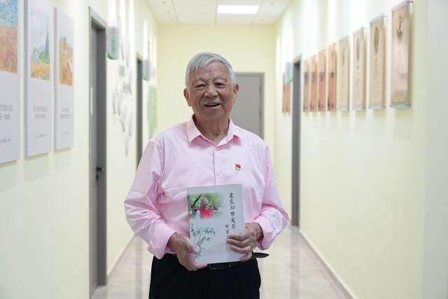 老有所乐·银发玩家⑥|长沙82岁老党员热心公益，带着家人一起捐了1136万元！