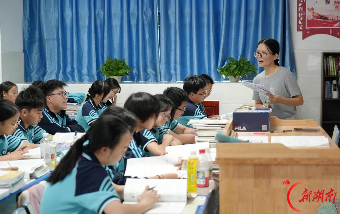 吉首一中：“备教考评”一体化激活教研新动能
