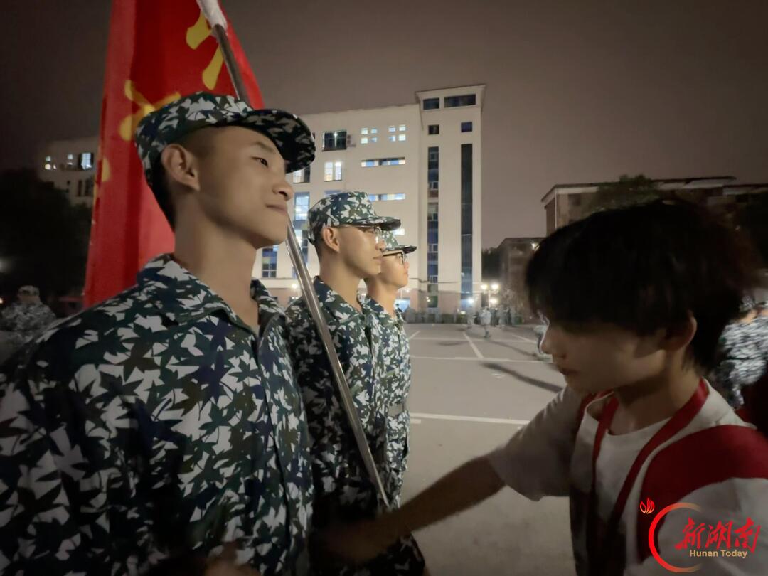 青春正步走|以微光伴新生,以初心赴新程