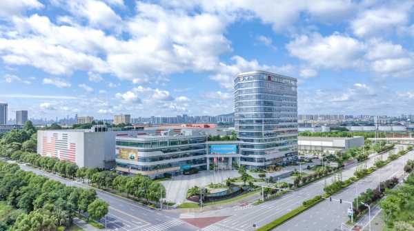 湖南日报特稿丨把药品安全责任贯穿产业全链条——恒昌医药“前店后厂”实践观察