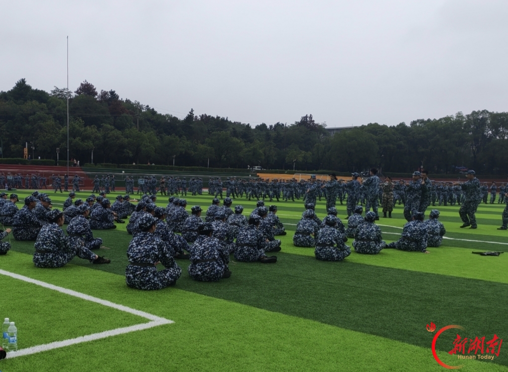 青春正步走|王鑫源:你们场上正步走,我在场外记青春