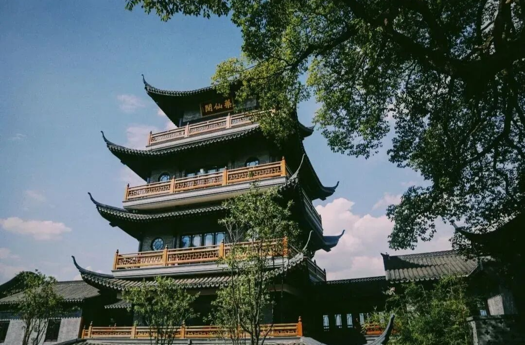 国庆去哪儿|苏仙最全游玩攻略:丹霞夜游、古街国风、矿洞探秘一次玩遍