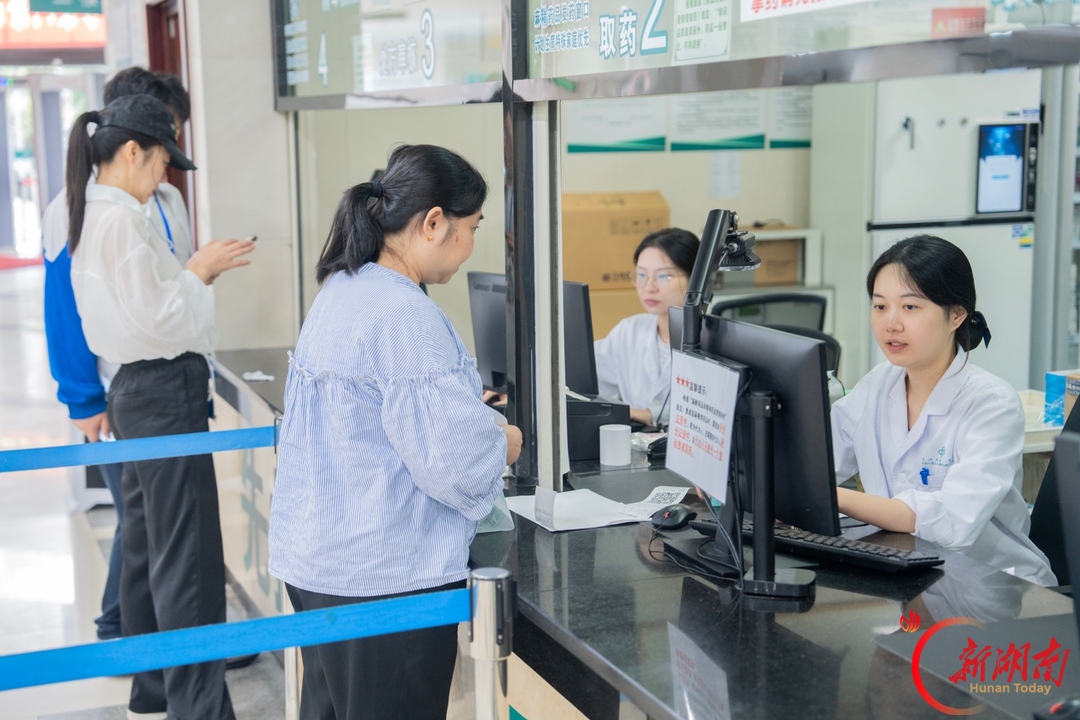 国庆假期健康守护全线在岗!这家医院高级职称专家出诊率近80%