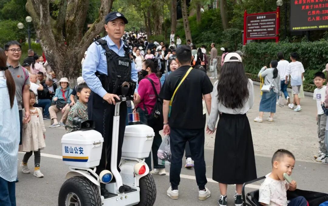韶山冲派出所:红土地上的“平安答卷”