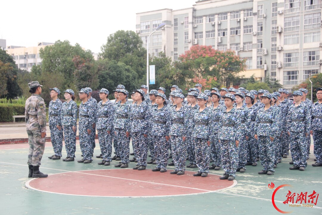 迷彩伴值守,青春砺锋芒|我的军训值班手记