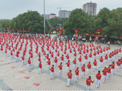 祁阳：多彩活动迎国庆 浓浓深情颂祖国