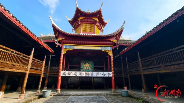 散文 | 精忠门里