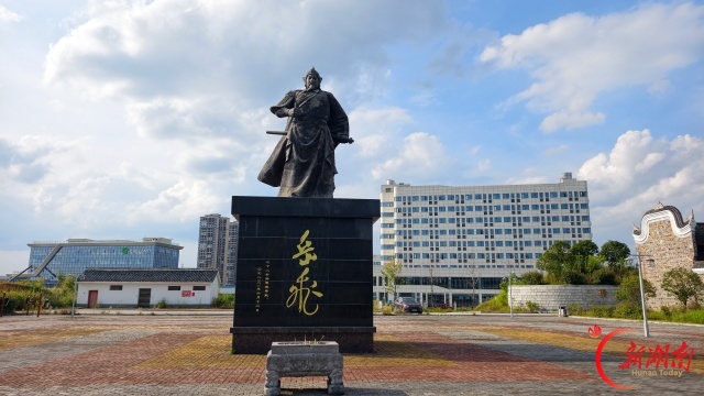 散文 | 精忠门里