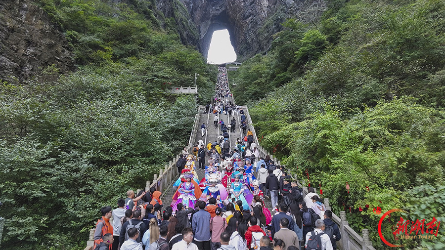沉浸式文旅盛宴庆国庆