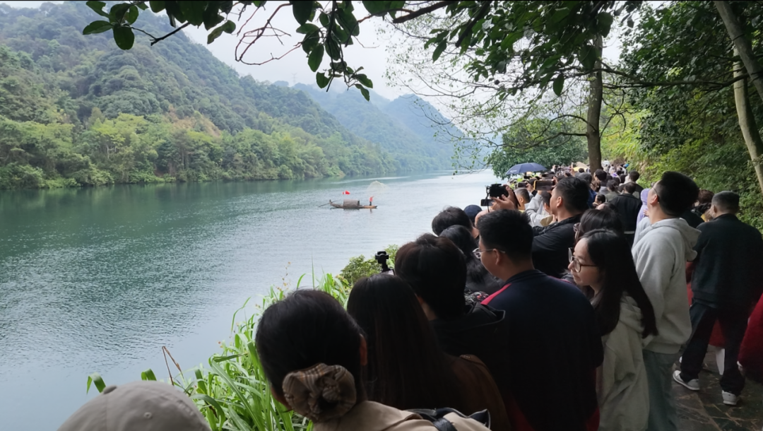 一半诗意，一半惬意丨国庆第二天，资兴东江湖“动静皆景”引客来