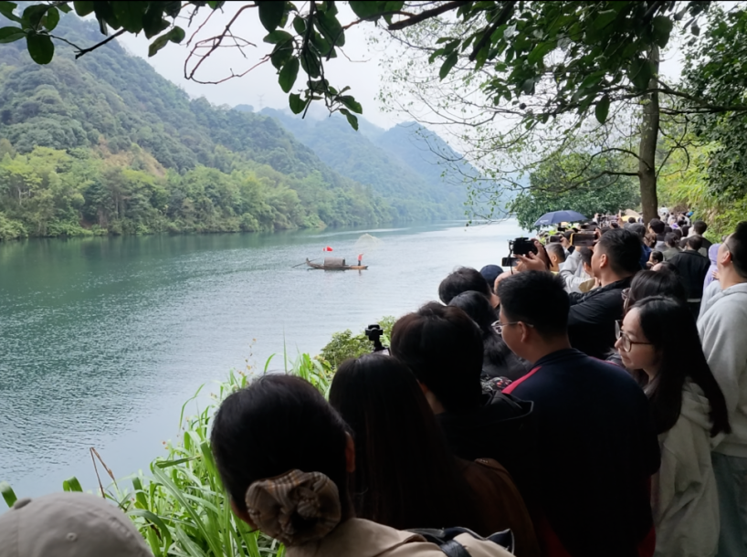 一半诗意，一半惬意丨国庆第二天，资兴东江湖“动静皆景”引客来