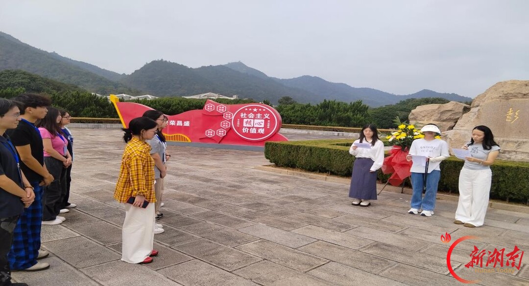 行走的思政课：把课堂搬到红色热土上