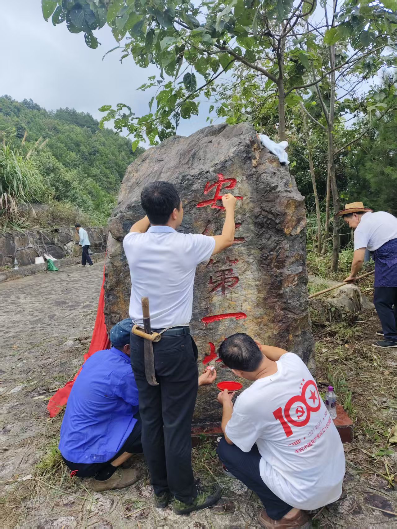 安仁金紫仙村:洁景区、美家园、迎游客……他们的国庆这样度过