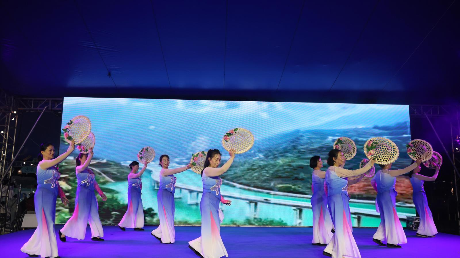 邵阳市中心医院专场中医药夜市点亮城市健康夜生活