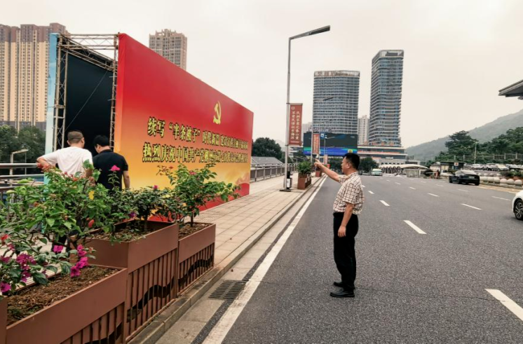 假期不打烊！从晨光到深夜，郴州这群“城市守护者”默默守护城市运行