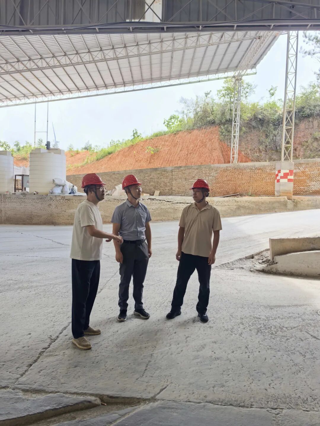 国庆我在岗|坚守一线,护航假期平安(一)