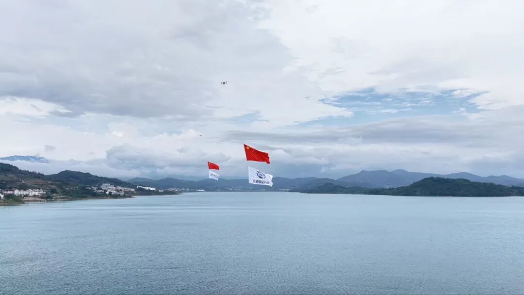 国庆首日东江湖:红旗漫卷处,家国同欢时
