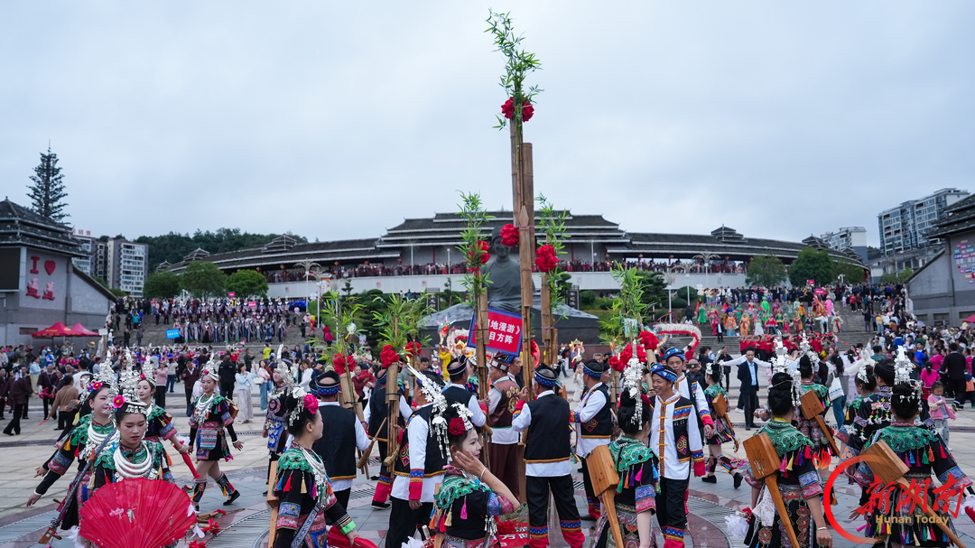 国庆七天 乐在五溪㉔｜同心欢歌，通道以双活动绘就民族团结和美画卷
