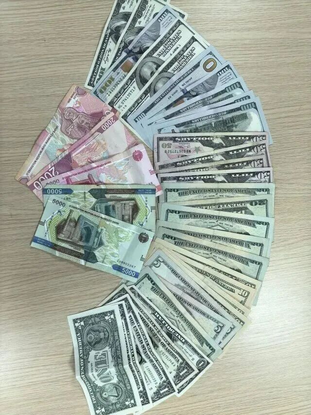 “包不见了,恐怕要损失几十万元生意!”这时一通电话打了过来……