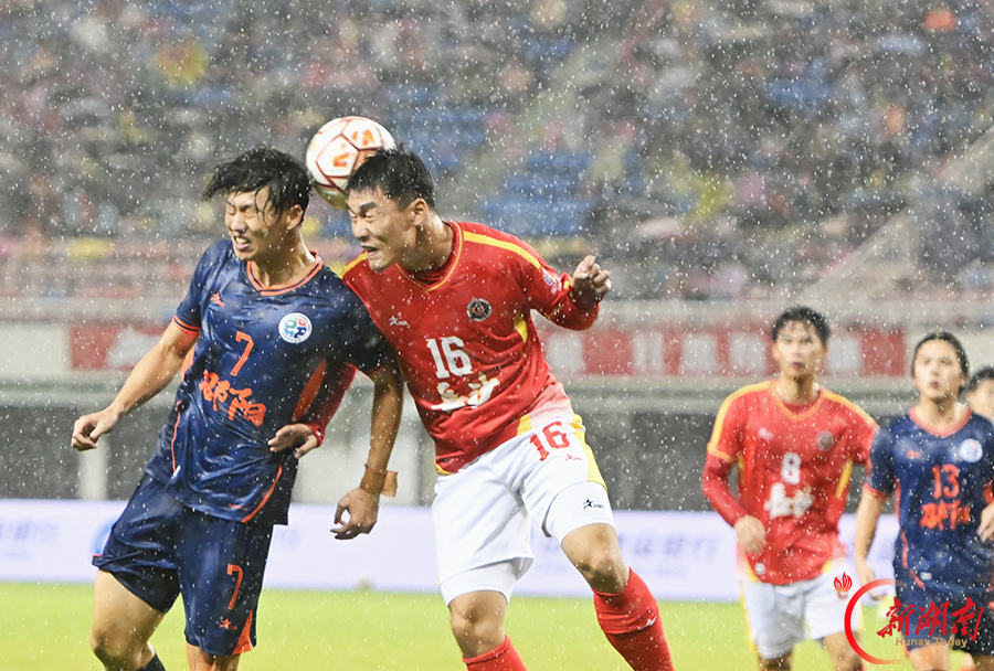 3比1!长沙队雨夜主场战胜邵阳队