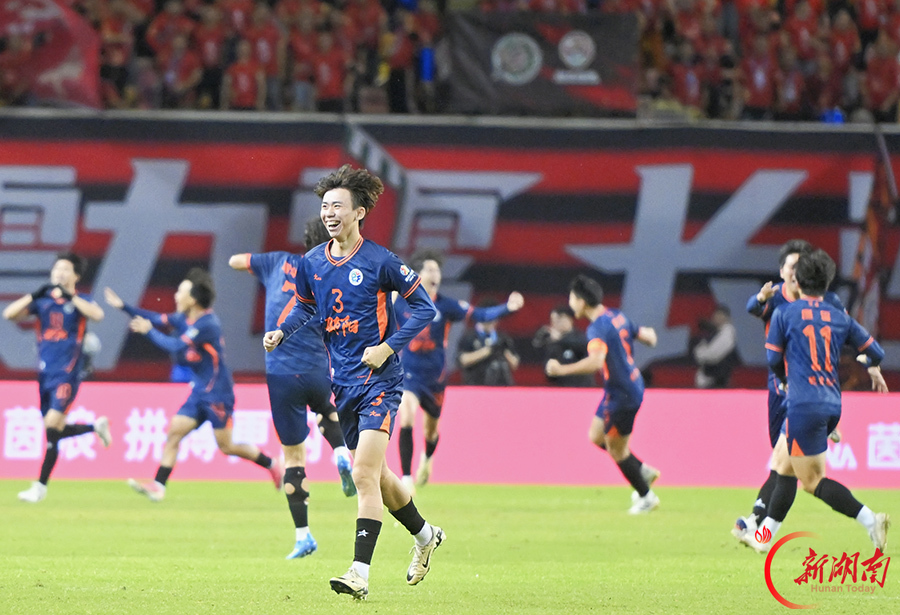 3比1!长沙队雨夜主场战胜邵阳队
