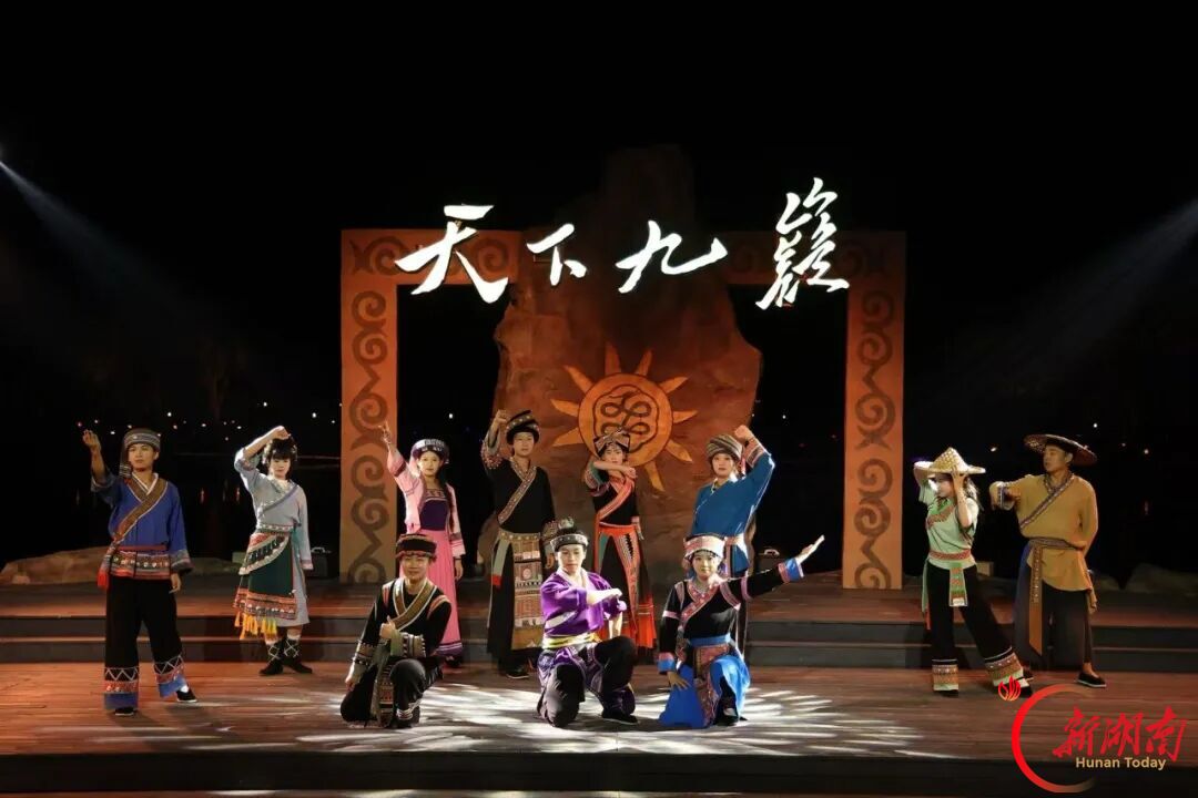 九嶷圣地 争创5A(264)丨 南风集夜景封神了,我连眨眼都怕错过