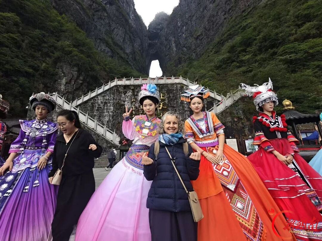 “十一”乐游张家界丨永定区“文化大餐”点亮国庆假期 游客满意度持续提升