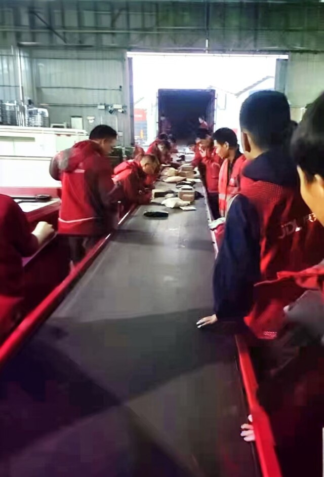 国庆我在岗③|奔忙中守得烟火团圆