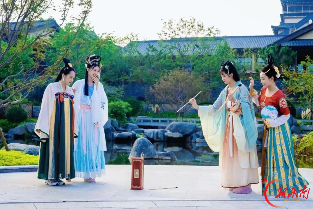 国庆7天,来看球顺道“益”起玩吧!