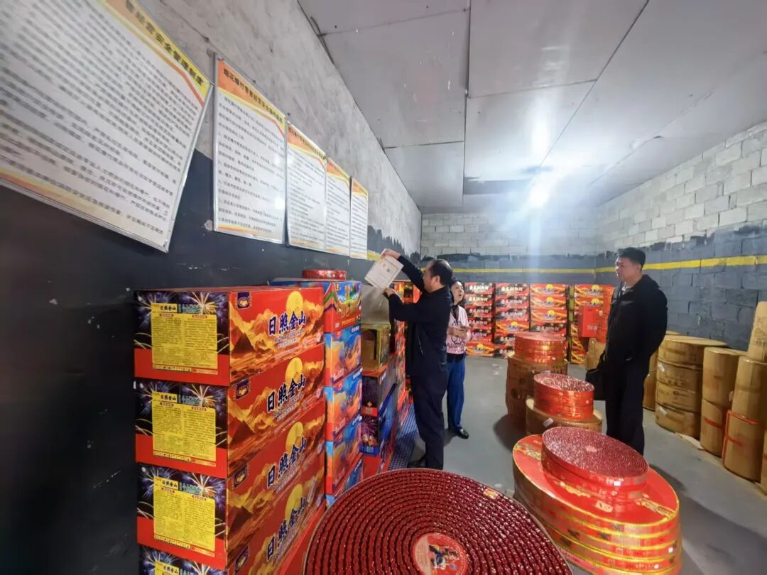 国庆我在岗|坚守一线,护航假期平安(一)