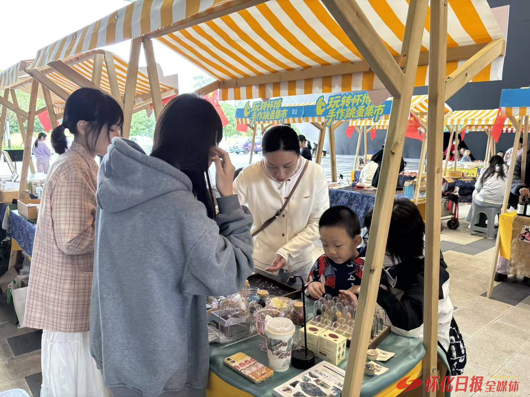 国庆七天 乐在五溪㉕|跟着电影赏非遗!怀化市博物馆国庆主题非遗集市开启精彩联动
