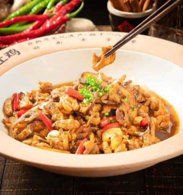 红色湘潭·礼赞国庆⑱丨国庆假期来岳塘!特色美食、传统糕点、夜市小吃,赴一场味蕾的狂欢!