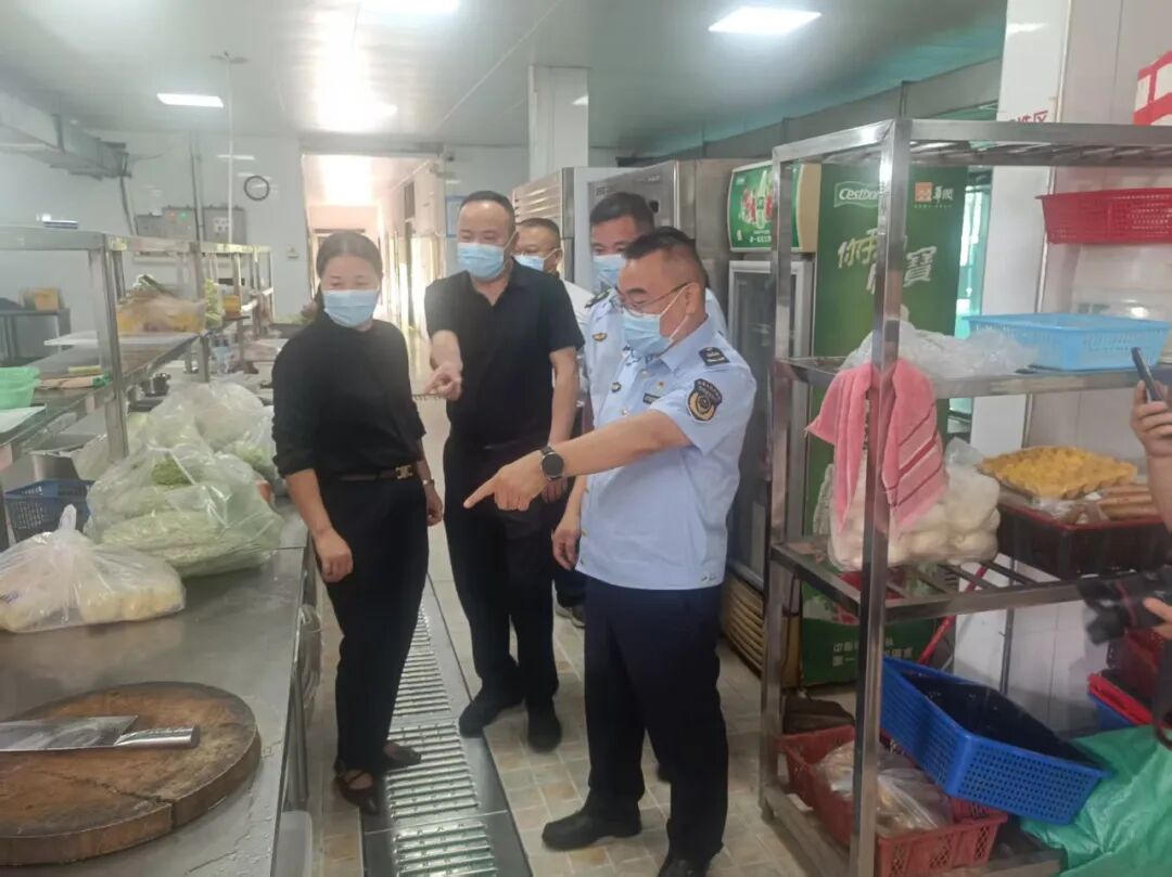 我们的节日·国庆|守护平安不打烊