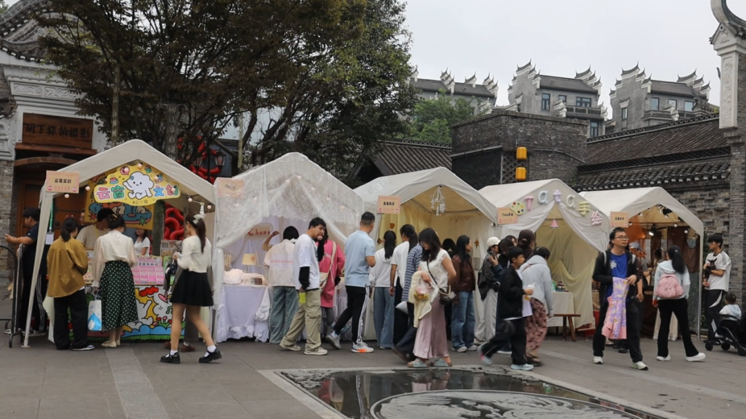 国庆去哪玩?郴州长卷良友集,戏曲市集一站式打卡
