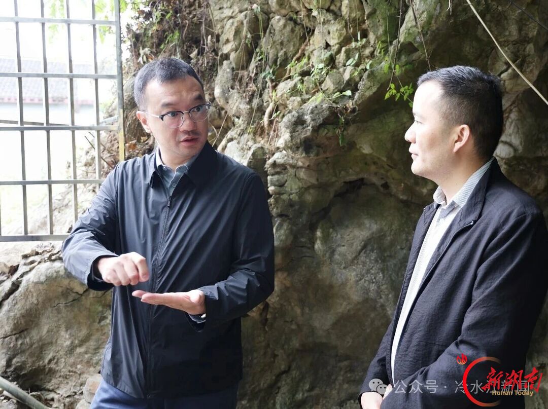 王益群督导溶洞排查整治、安全生产等工作