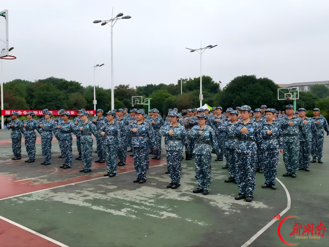 青春正步走丨那天我退出队列,却被一群人稳稳接住