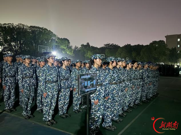 青春正步走丨迷彩淬炼少年心,军训筑梦新征程